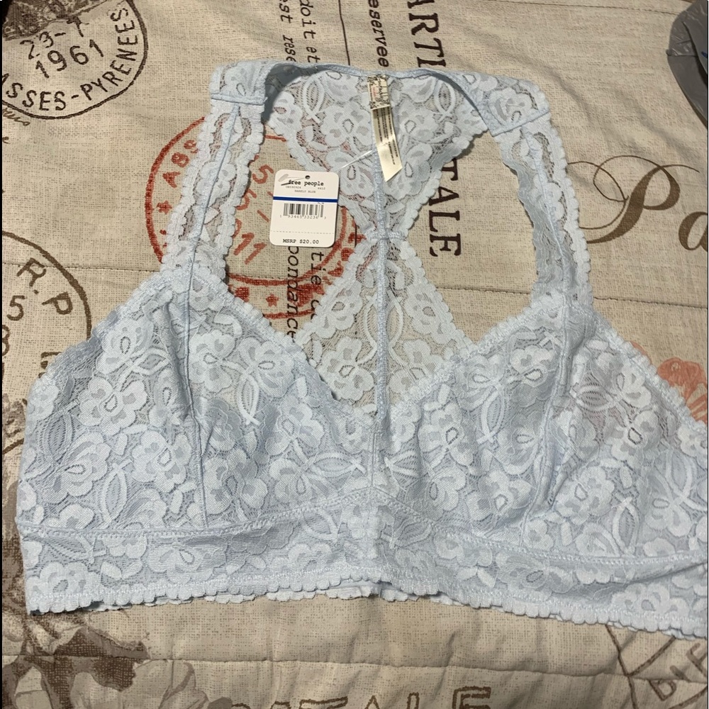 NWT! Galloon Lace Racerback Bralette